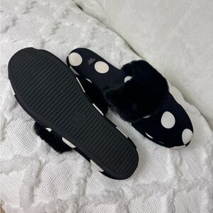 Victoria’s Secrt Polka Dot Black and White Women's Slippers